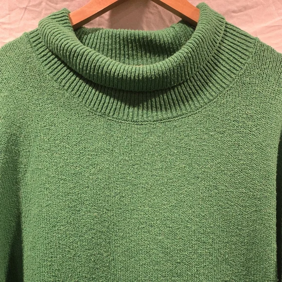 a new day Vibrant Green Turtleneck Sweater - Picture 3 of 7